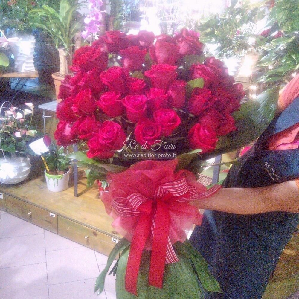 Mazzo di 50 Rose Rosse Extra