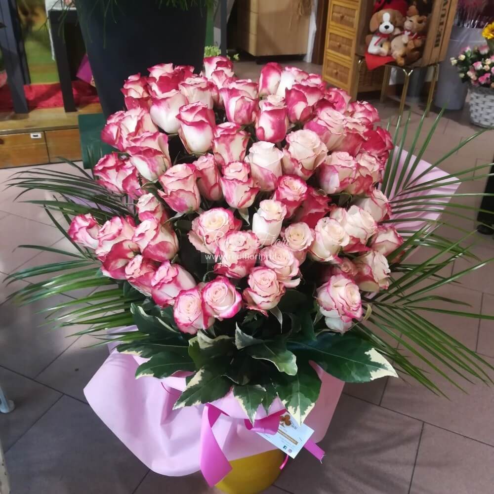 Mazzo di 50 rose rosa